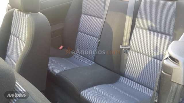 Peugeot 307 1.6 de 2004 con 216.000 Km por 2.999 EUR. en Madrid