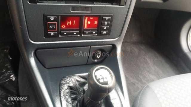 Audi A4 1.9TDI de 1997 con 189.000 Km por 2.999 EUR. en Madrid