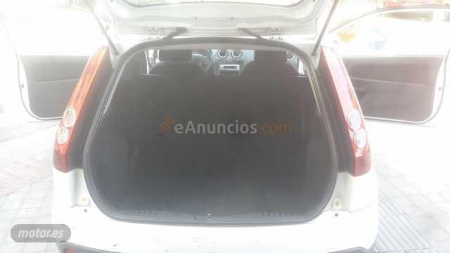 Ford Fiesta 1.6TDCI Sport Sport de 2008 con 326.000 Km por 2.500 EUR. en Madrid