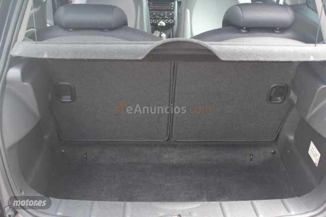 Mini 3  5 Puertas Mini Cooper Cooper de 2005 con 94.850 Km por 8.990 EUR. en Madrid