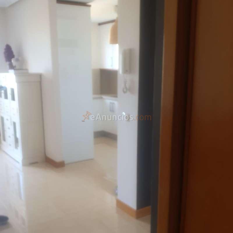 Vivienda muy moderna y adecuatamente distribuida.