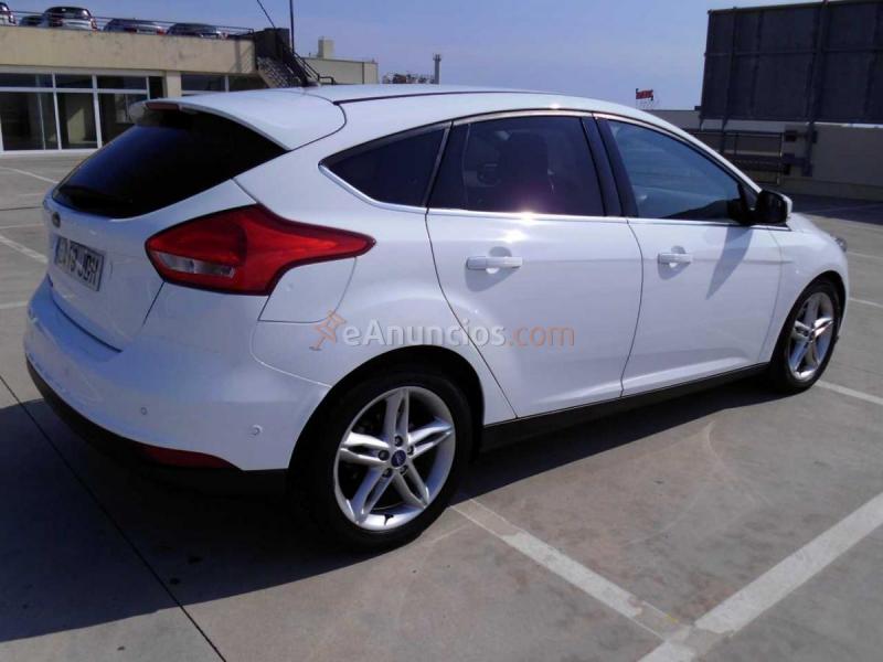 Ford Focus TITANIUM 