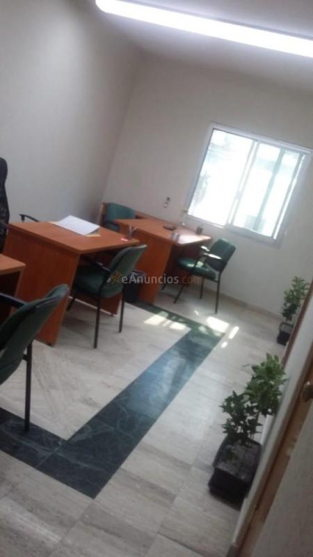 Oficina disponible en la col. Americana