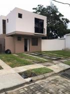 forsalese vende casa amueblada en condominio en san