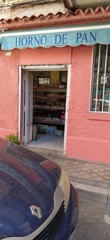 Alquiler local comercial con negocio en activo