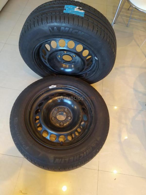 Vendo dos neumaticos