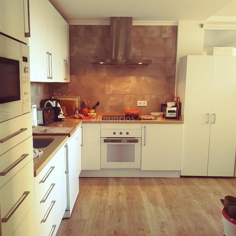 montadores de suelos laminados tarimas flotantes