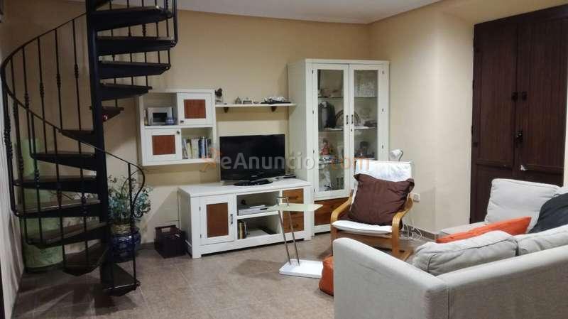 Gran duplex en el centro de la localidad.