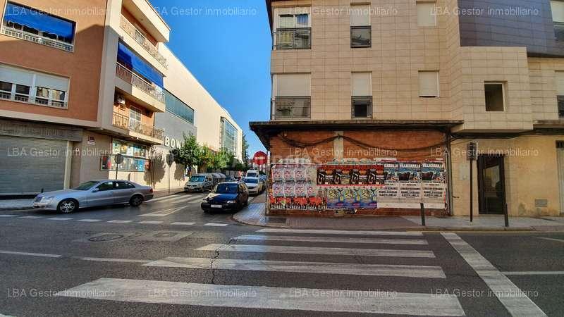 ESTUPENDO LOCAL FRENTE A MULTICINES BOWLING LINARES
