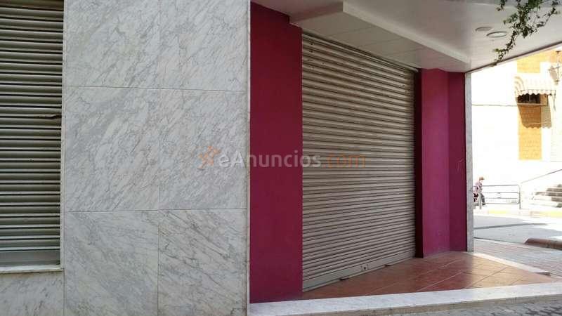 Local comercial en buena zona.
