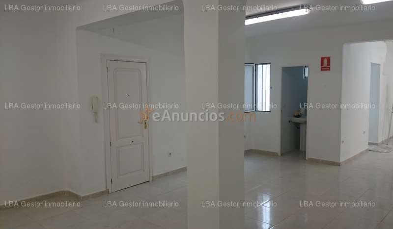 LOCAL COMERCIAL FRENTE A MERCADONA