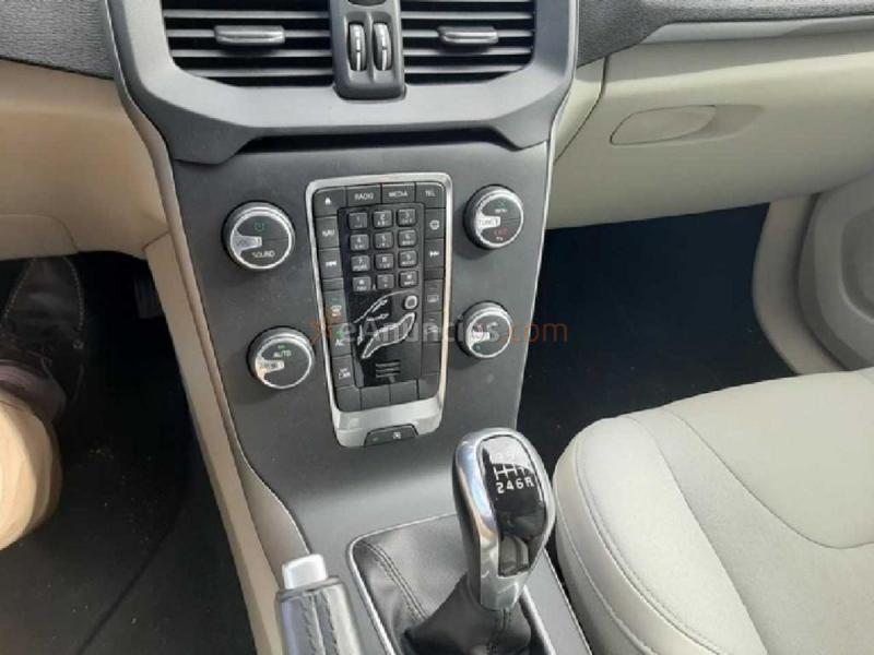 Volvo V40 BERLINA 2.0 D2 KINETIC 5P