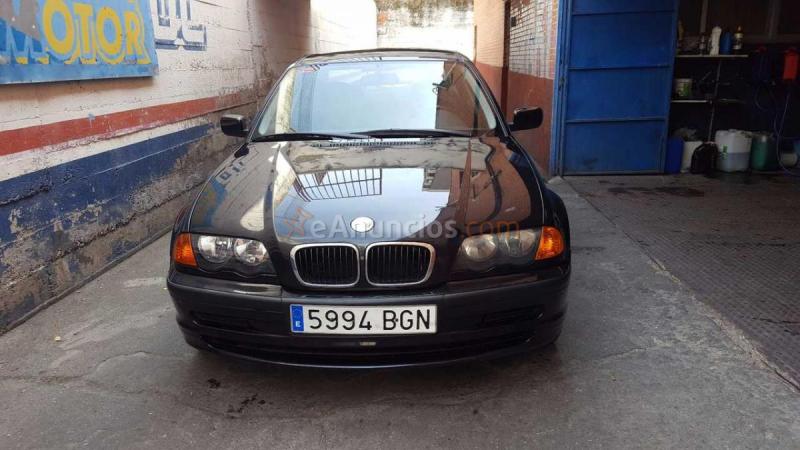 BMW Serie 3 320 d  AUTOMATICO 