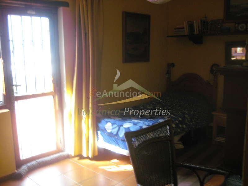 (Ref.139001) Una casa única con más de 28,000m2 de terreno con impresionantes vistas al mar y la montaña