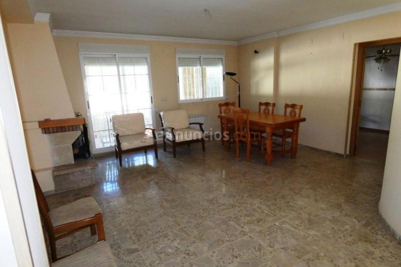 Adosado en venta en  Mas Camarena, Bétera