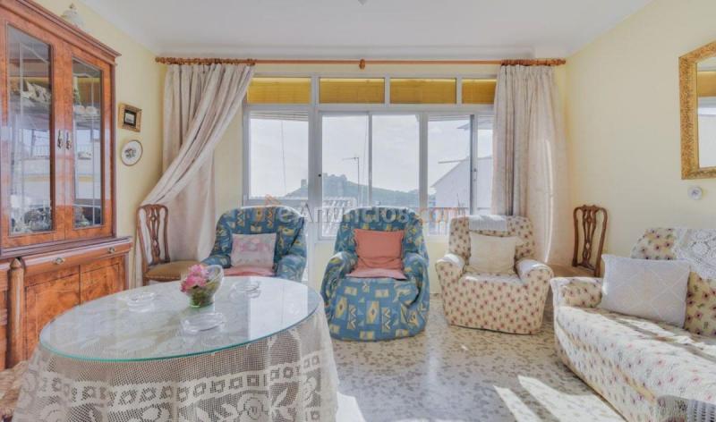 Adosado en venta en  Alora