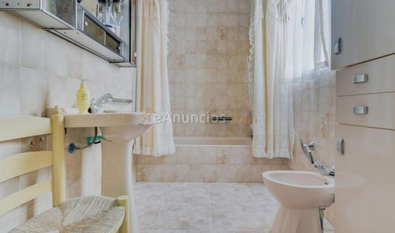 Adosado en venta en  Alora