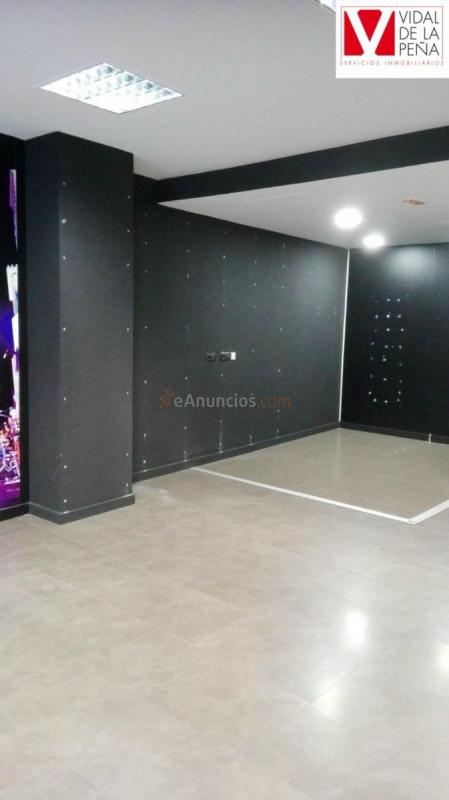 Local Comercial en alquiler en Calle Guevara, Centro - Ayuntamiento, Santander