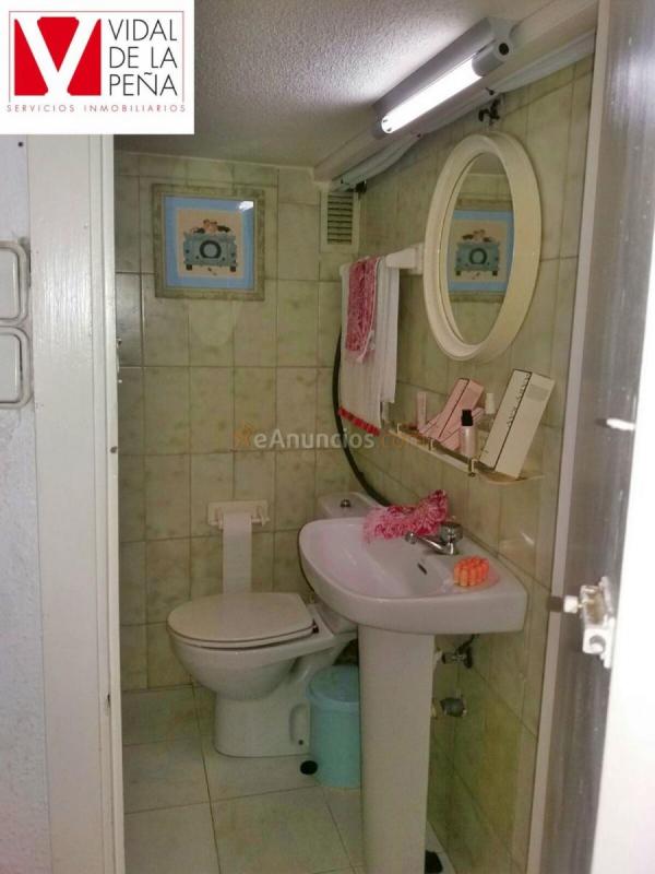 Local Comercial en alquiler en Calle Guevara, Centro - Ayuntamiento, Santander