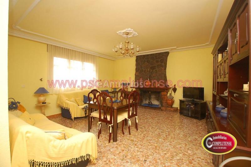 Adosado en venta en  Hontoba