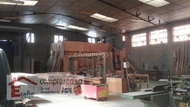 Edificio en venta en  Sudeste Industrial, Fuenlabrada