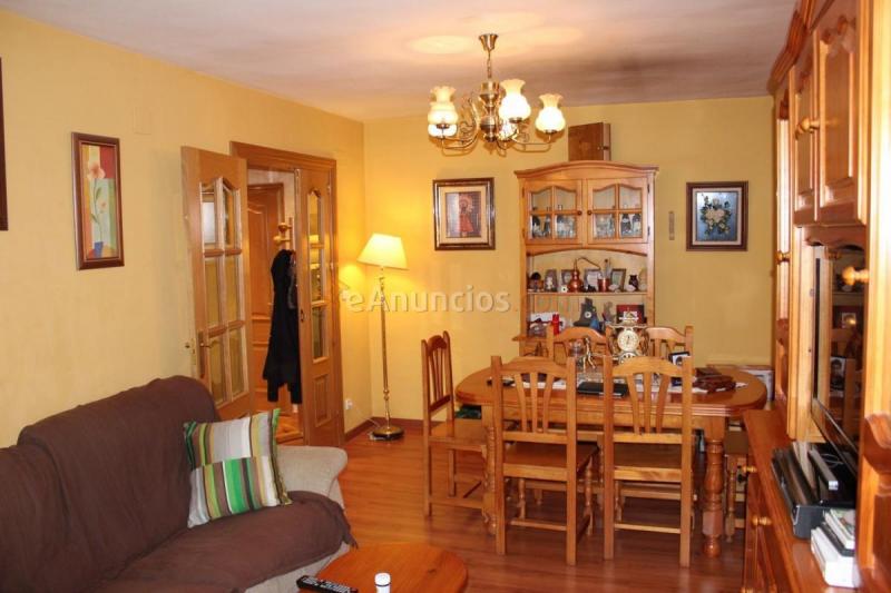 Apartamento en venta en Avenida Juan XXIII, Casco Urbano, Jaca