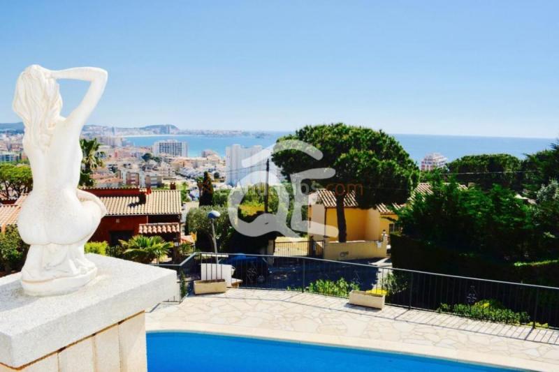 Adosado en venta en Calle Balears, Torre Valentina-Mas Vilar de La Mutxada-Treumal, Calonge