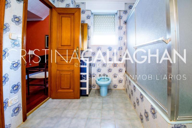 Adosado en venta en  BEHOVIA, El Carme-Sant Agustí-Bonavista, L'Eliana