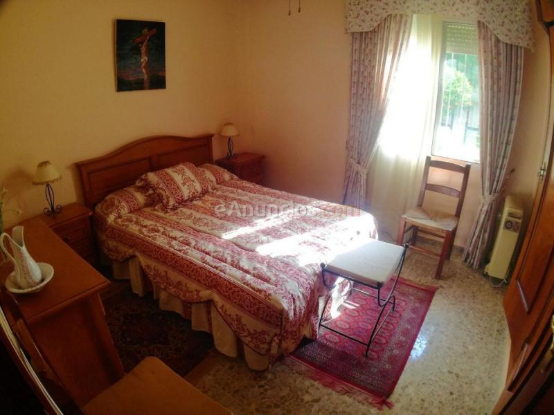 Adosado en venta en  Loreto, Espartinas