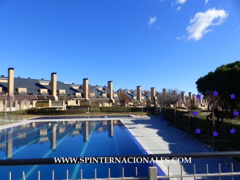 Adosado en venta en  Zona Prado de Somosaguas - La Finca, Pozuelo de Alarcón