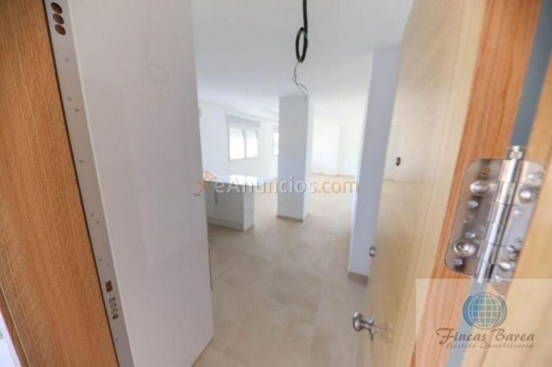 Apartamento en venta en  Los Pacos, Fuengirola