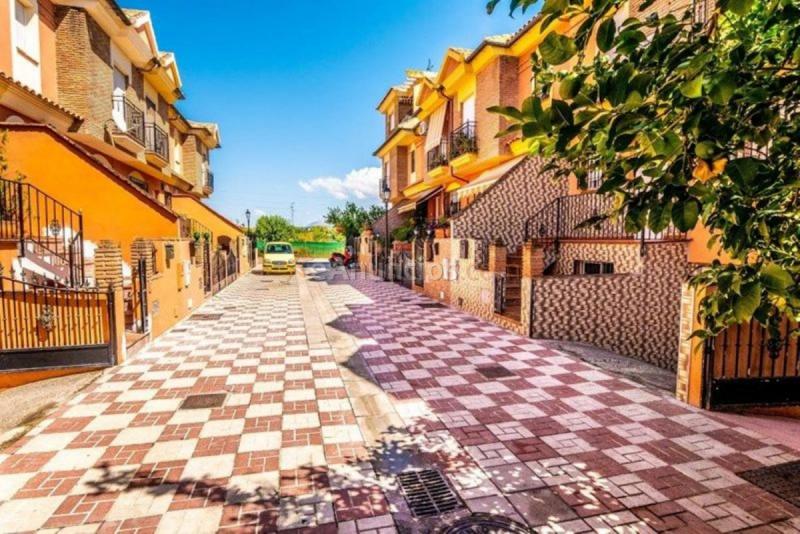 Casa en venta en Calle aranjuez, Atarfe