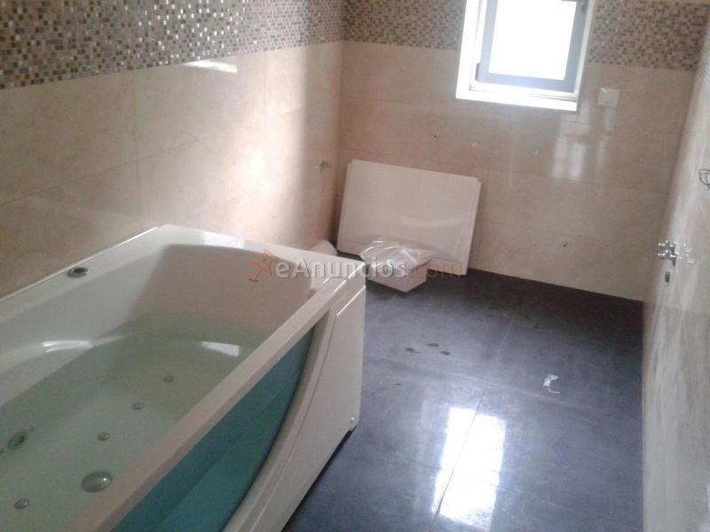 Adosado en venta en  Beca, Brion