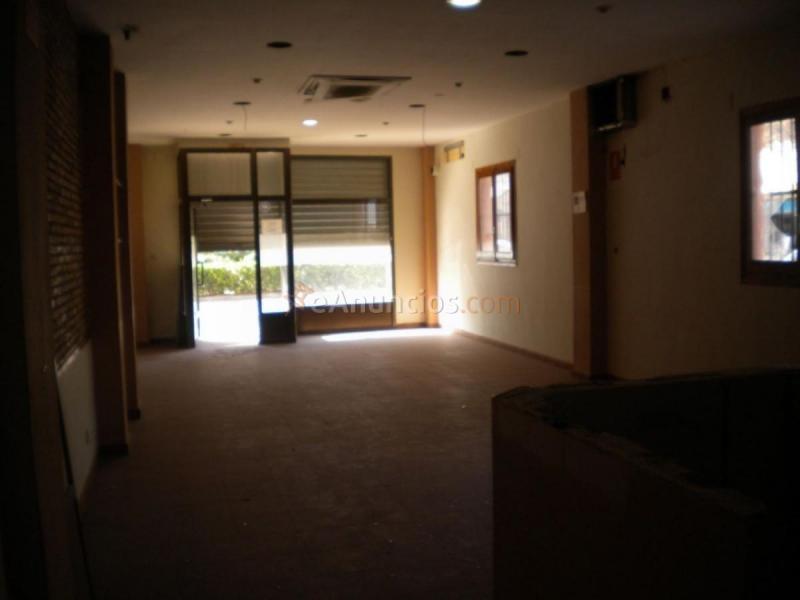 Local Comercial en venta en  Zona Pueblo, L'Eliana