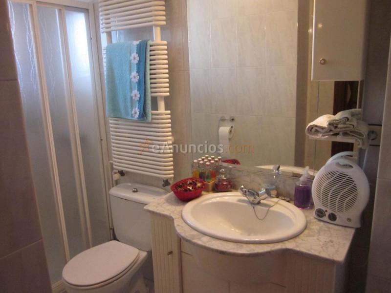 Casa en venta en Calle Ledin, Teo