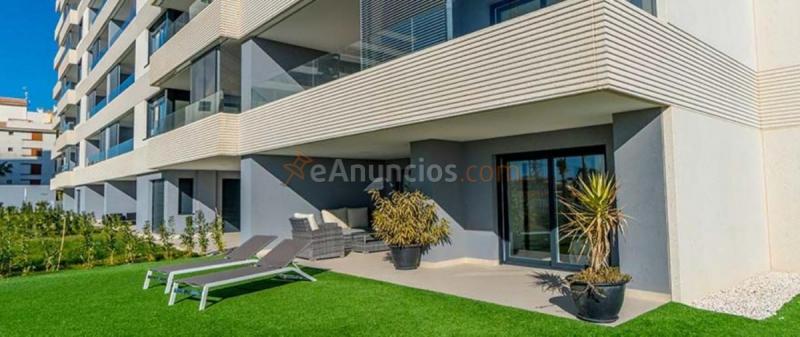 Apartamento en venta en  Torrevieja, Orihuela Costa, Orihuela