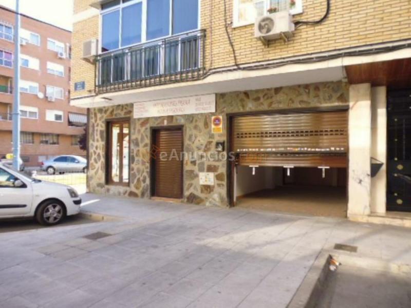 Local Comercial en venta en  Enrique Granados, Fuentebella-San Felix-El Leguario, Parla