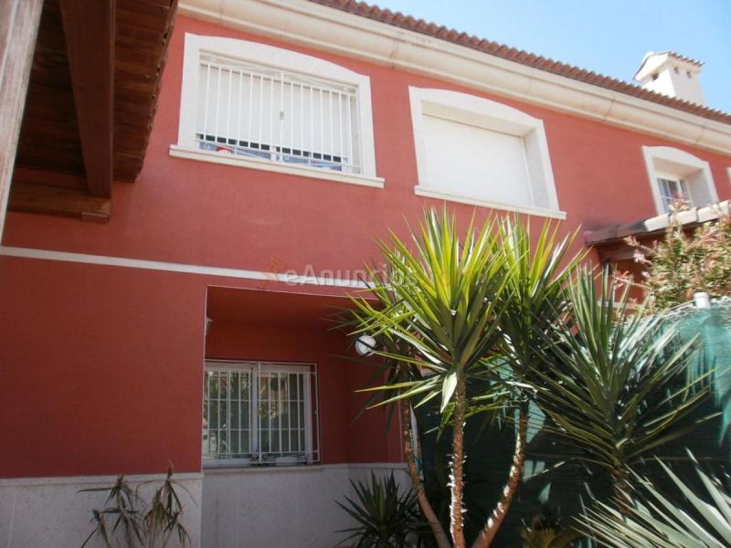 Casa en venta en  Pla dels Aljubs, La Pobla de Vallbona