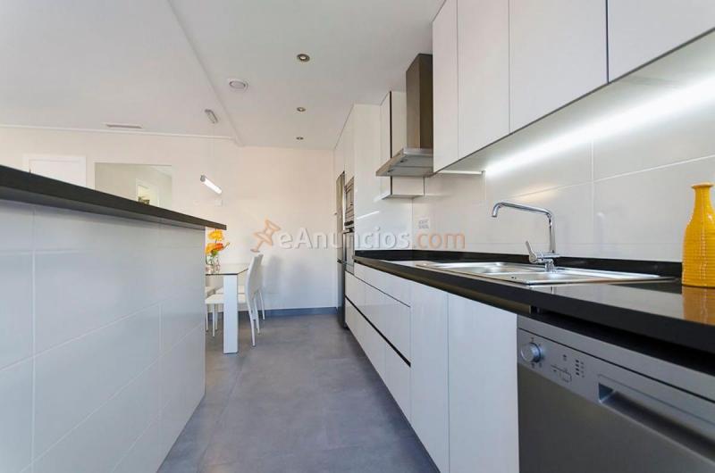 Casa en venta en  calle, Orihuela Costa, Orihuela