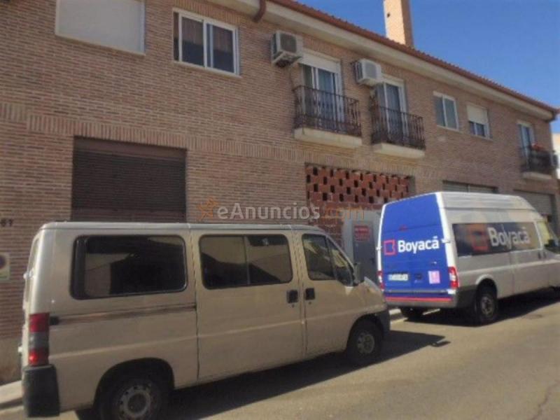 Local Comercial en venta en  Ugena, Yuncos