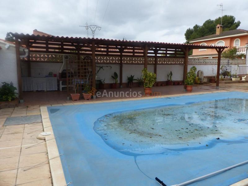 Adosado en venta en  Riba-Roja de Túria