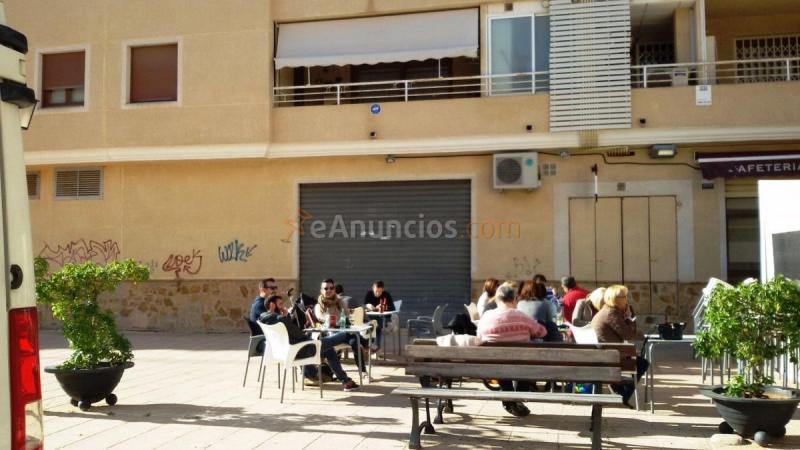 Local Comercial en alquiler en Paseo Bulevar, Rocafort