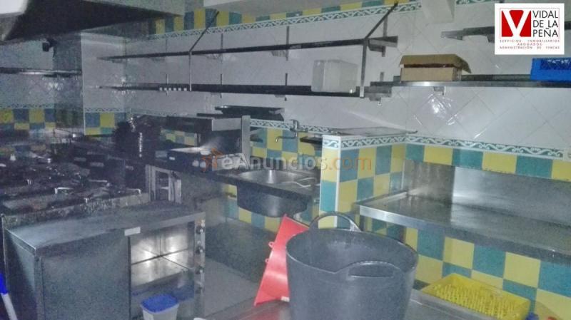 Local Comercial en alquiler en  Cuatro Caminos, Santander