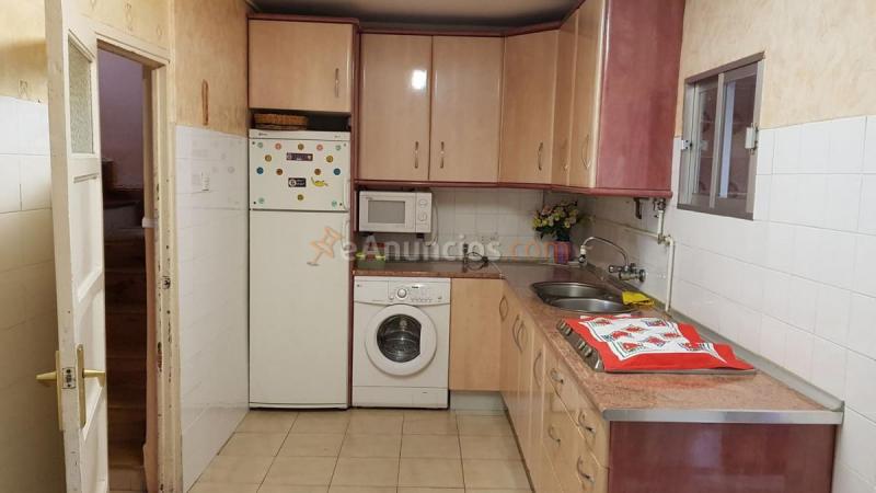 Casa en venta en  Calle Sauces, Eras del Bosque - S. Juanillo, Palencia