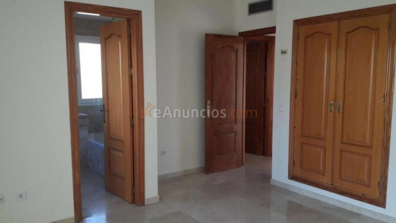 Casa en venta en  Los Pinos de Aloha, Nueva Andalucía, Marbella