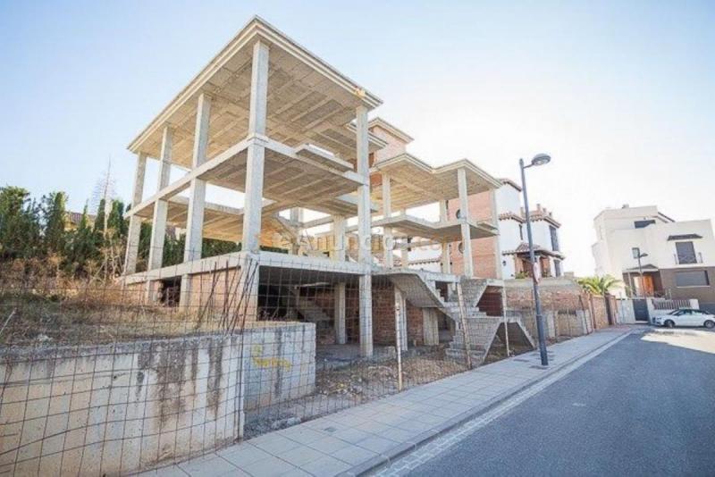 Casa en venta en Calle Calle tolerancia, La Zubia