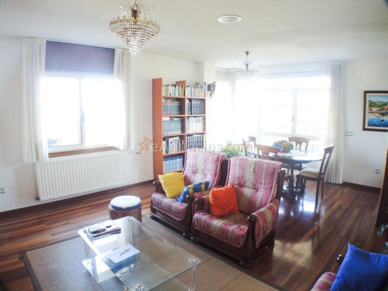 Adosado en venta en Avenida de Nueva York, Elviña - A Zapateira, A Coruña