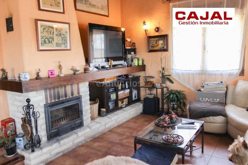 Adosado en venta en  Grajera