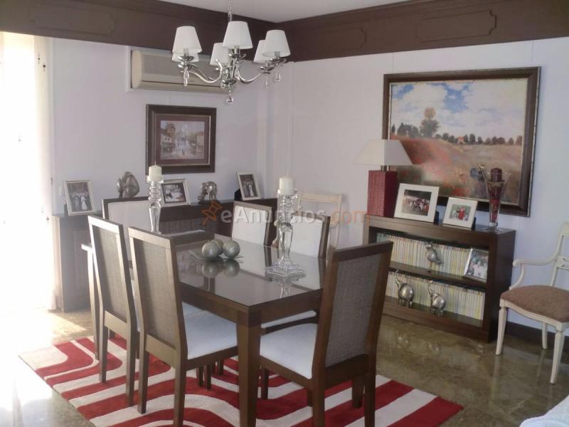 Apartamento en venta en Avenida Lamo Espinosa, Requena