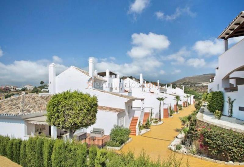 Apartamento en venta en Calle Auriga, Nueva Andalucía, Marbella